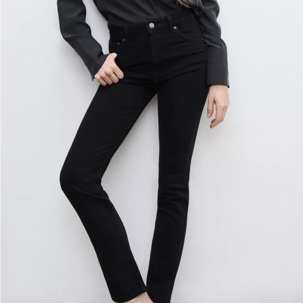 Zara Women's Black Skinny Jeans